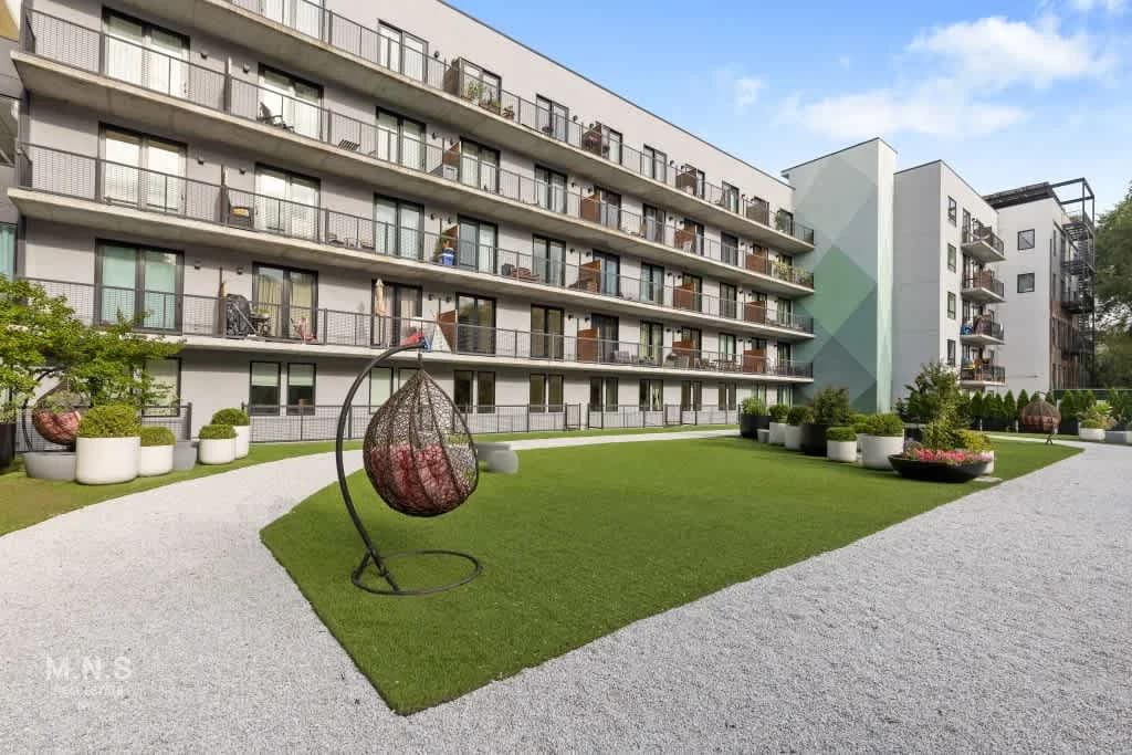 10 Lexington Avenue #4B, Brooklyn, NY 11238 building 1