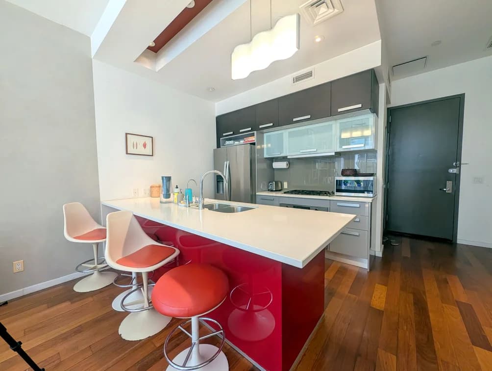 170 N 11 St #2A, Brooklyn, NY 11211