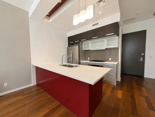 170 N 11 St #2A, Brooklyn, NY 11211
