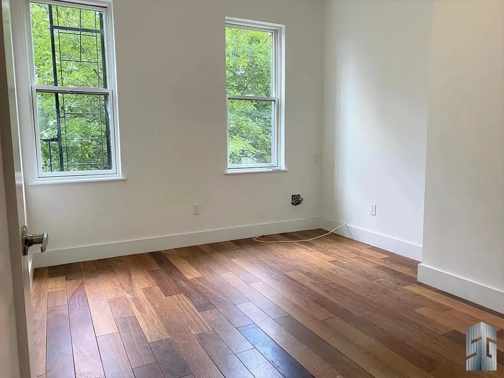 207 North 6 Street #2L, Brooklyn, NY 11211 apartment_bedroom_room 1
