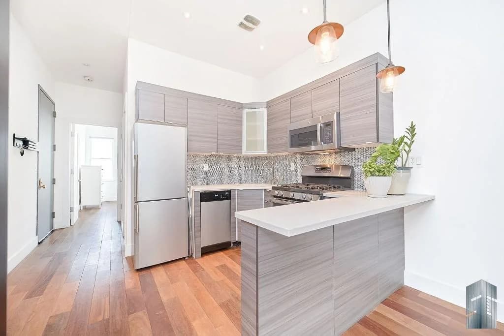 207 North 6 Street #4R, Brooklyn, NY 11211 apartment_kitchen 1