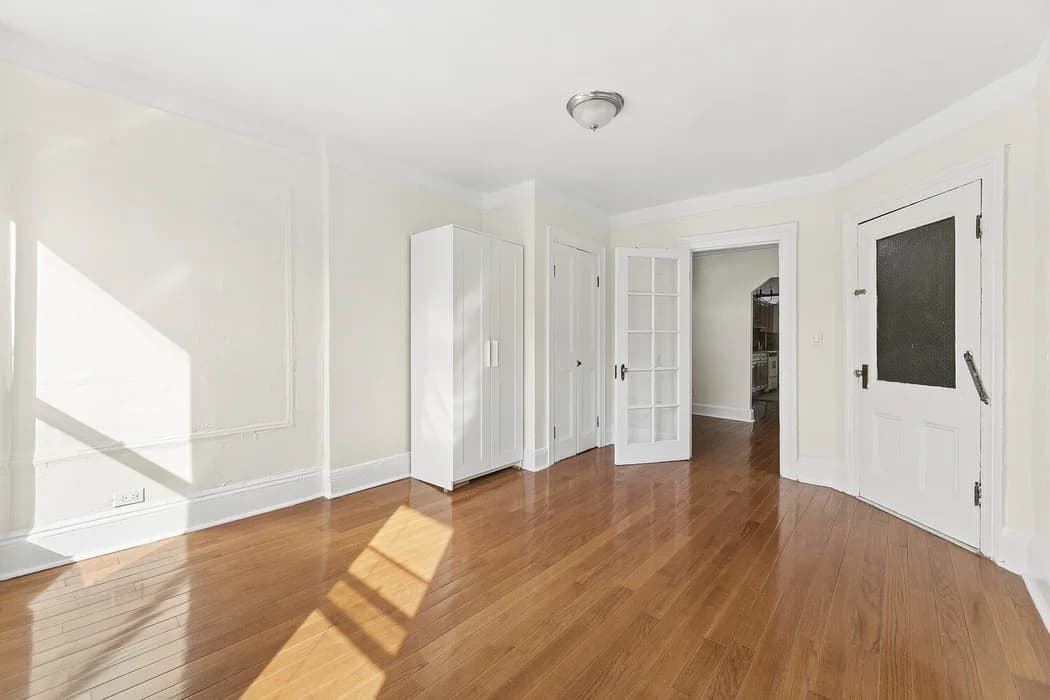 151 Berry Street #3L, Brooklyn, NY 11249 apartment_bedroom_room 1