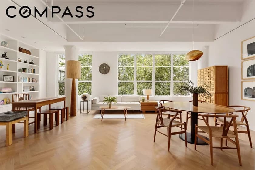 192 Kent Avenue #B408, Brooklyn, NY 11249 apartment_living_room 1