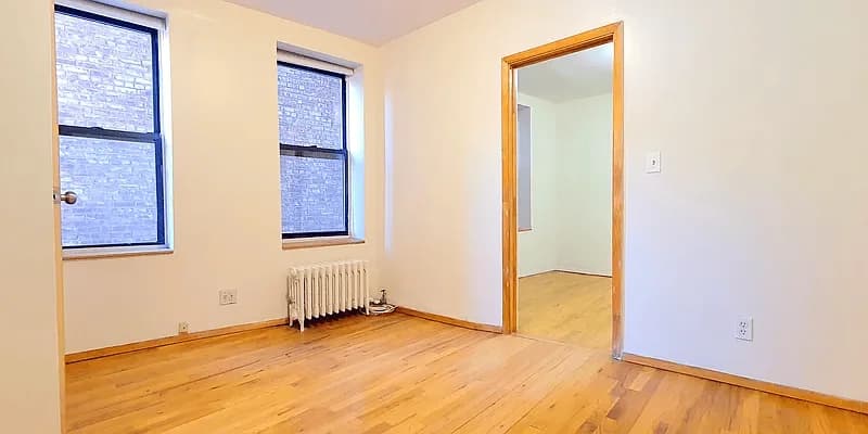 222 Metropolitan Avenue #3, Brooklyn, NY 11211 apartment_living_room 1