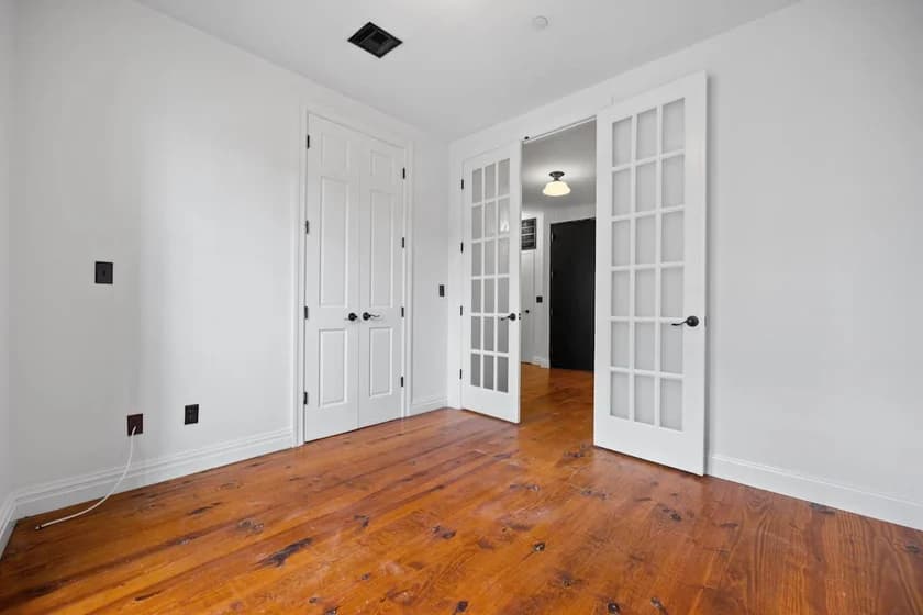 237 Kent Avenue #237-2F, Brooklyn, NY 11249 apartment_bedroom_room 1