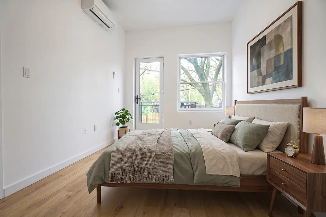 111 South 4 Street #1A, Brooklyn, NY 11249 apartment_bedroom_room 1
