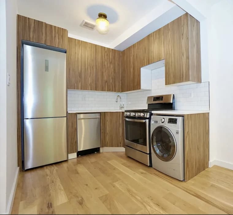 111 South 4 Street #2F, Brooklyn, NY 11249 apartment_kitchen 1