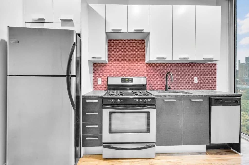 185 South 4 Street #5D, Brooklyn, NY 11211 apartment_kitchen 1