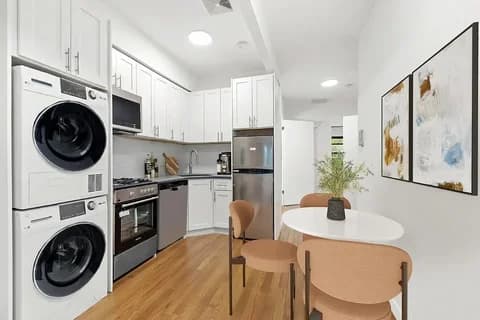 179 Norman Avenue #1, Brooklyn, NY 11222