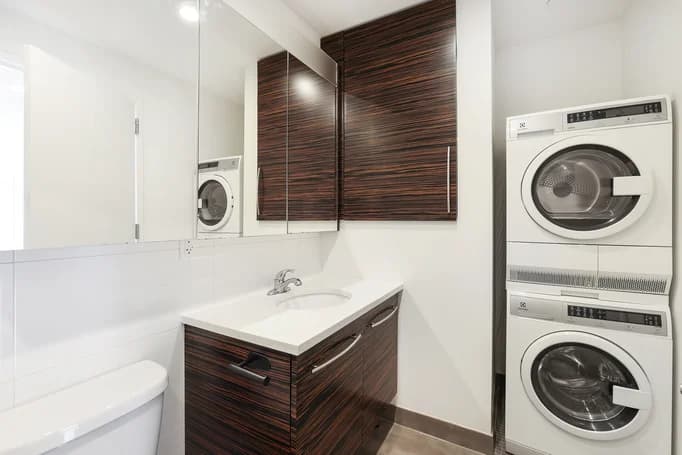 327 Manhattan Avenue #1R, Brooklyn, NY 11211 - Image 1