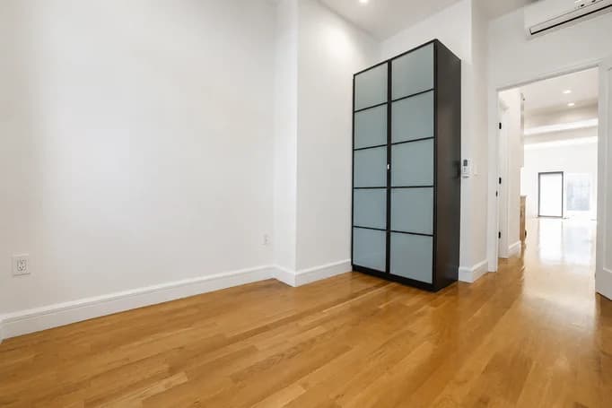 327 Manhattan Avenue #1R, Brooklyn, NY 11211 - Image 1