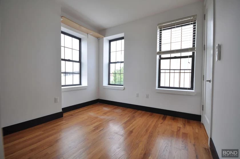 298 Humboldt Street #2R, Brooklyn, NY 11211