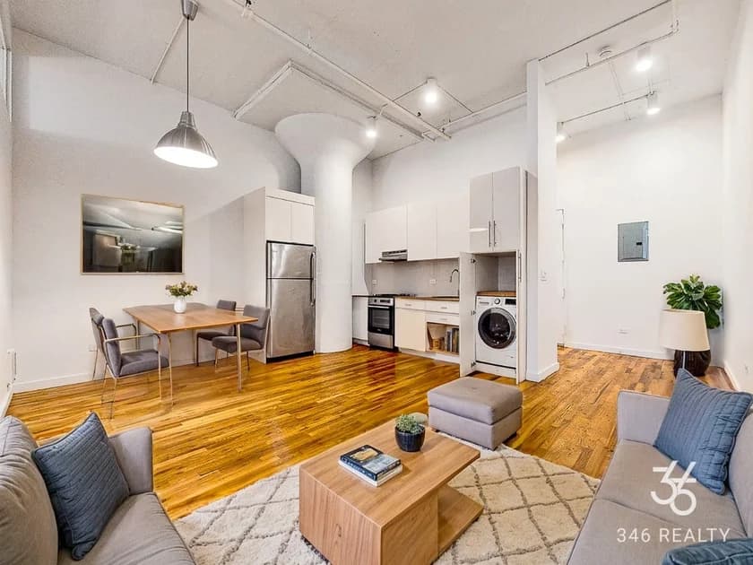315 Seigel Street #311, Brooklyn, NY 11206 apartment_living_room 1