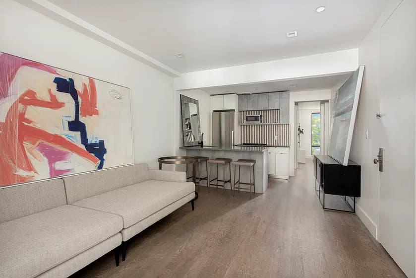 22 Starr Street #3, Brooklyn, NY 11221 apartment_living_room 1
