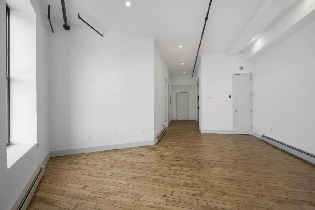 1381 Myrtle Avenue #2E, Brooklyn, NY 11237 apartment_living_room 1