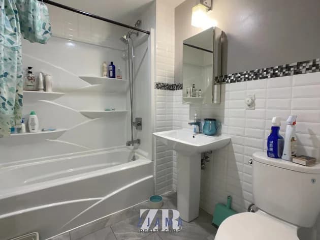 106 Remsen Avenue #2D, Brooklyn, NY 11203 - Image 1