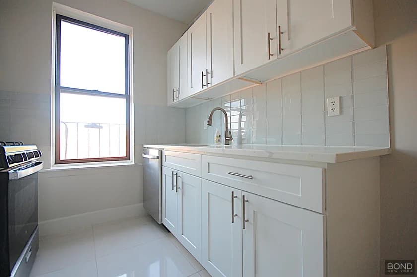 100 East 95 Street #2, Brooklyn, NY 11212