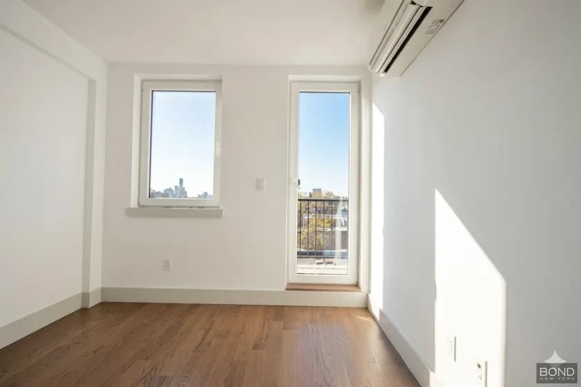 896 New York Avenue #4B, Brooklyn, NY 11226