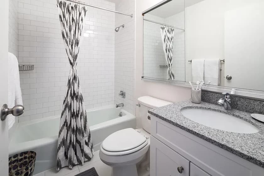 123 Linden Blvd #12H, Brooklyn, NY 11226 apartment_kitchen 1