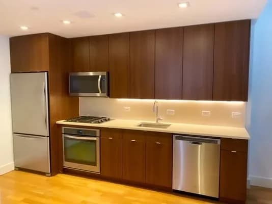 33 Caton Place #1E, Brooklyn, NY 11218