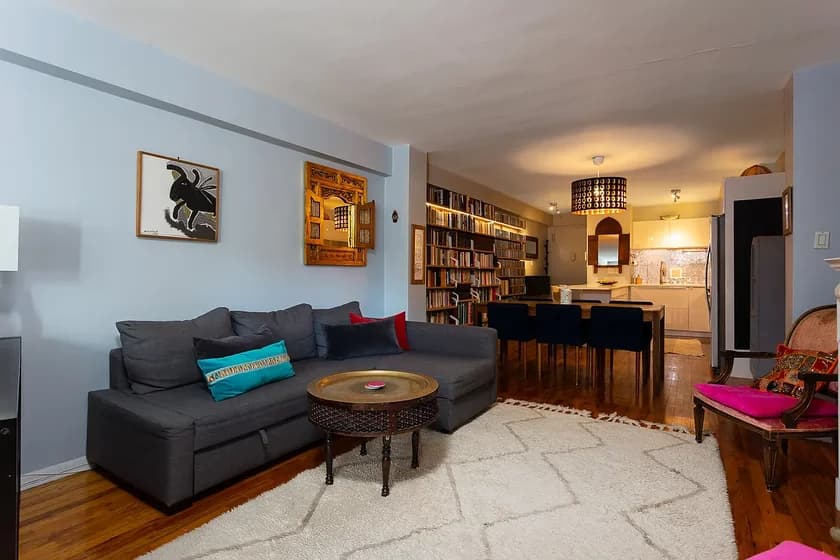 515 East 7 Street #3U, Brooklyn, NY 11218 apartment_living_room 1