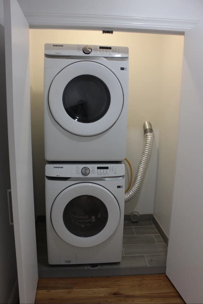 245 Newkirk Avenue #2, Brooklyn, NY 11230 apartment_washer_dryer 1
