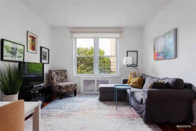 715 Ocean Parkway #2K, Brooklyn, NY 11230