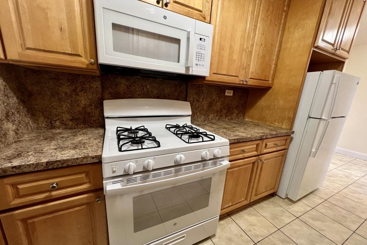 2611 West 2 Street #2M, Brooklyn, NY 11223 1