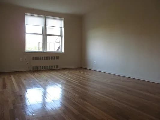2661 W 2 St #6A, Brooklyn, NY 11223 apartment_living_room 1