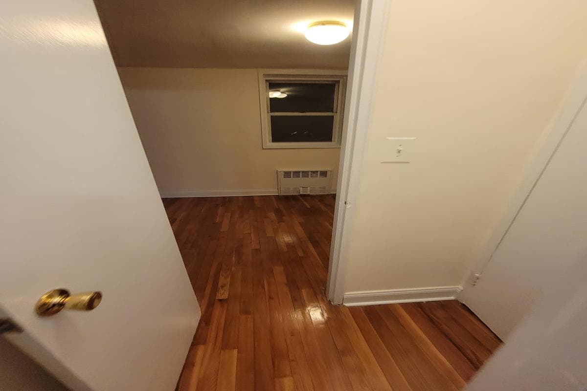 3315 Nostrand Avenue #3E, Brooklyn, NY 11229 apartment_bedroom_room 100