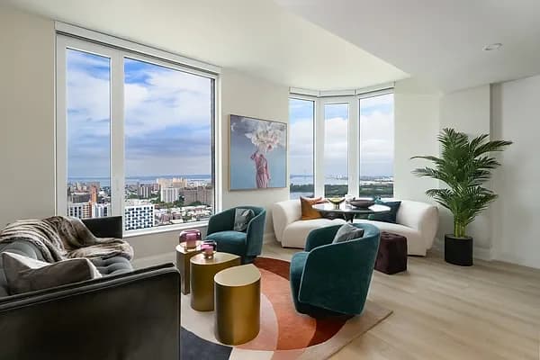 1515 Surf Avenue #1124, Brooklyn, NY 11224 apartment_living_room 1