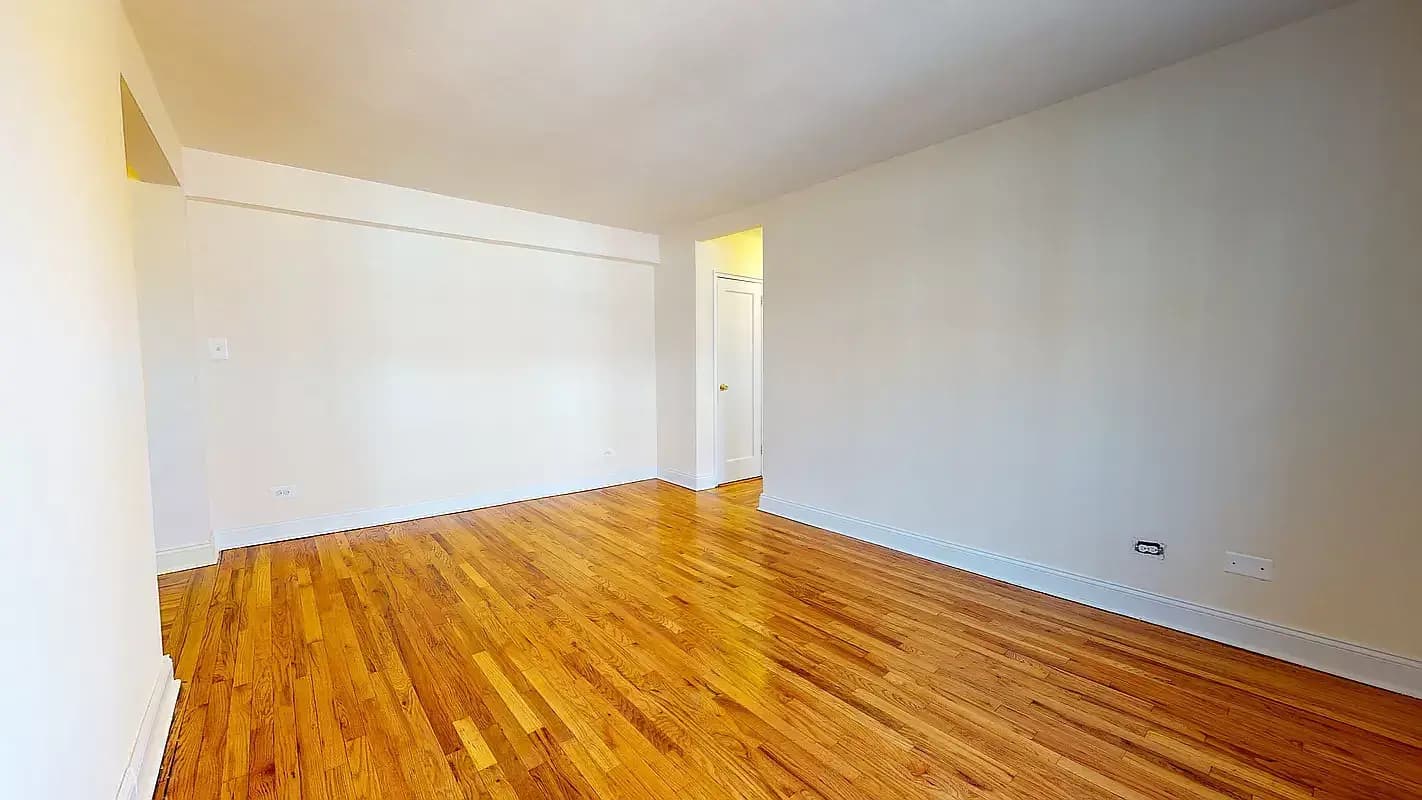 2035 20 Lane #2B, Brooklyn, NY 11214