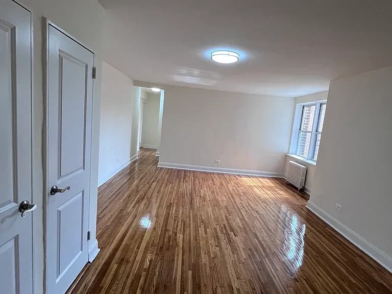 2049 20 Lane #5A, Brooklyn, NY 11214 apartment_living_room 1