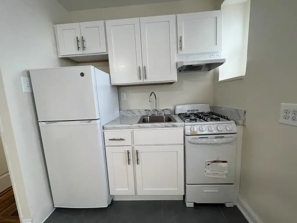 1489 Shore Parkway #1D, Brooklyn, NY 11214