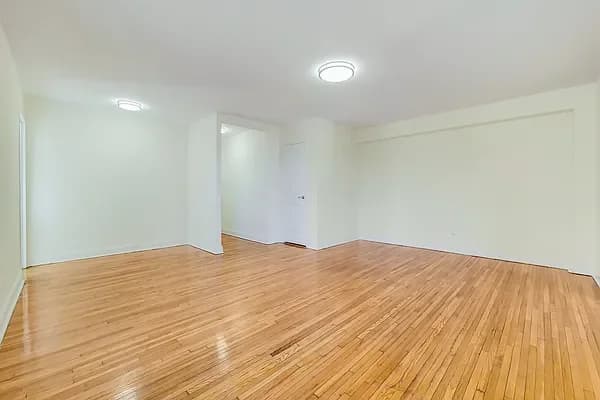 1491 Shore Parkway #4B, Brooklyn, NY 11214 apartment_living_room 1