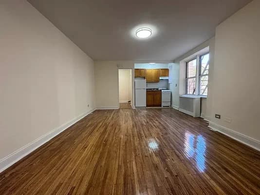 1493 Shore Pkwy #1B, Brooklyn, NY 11214 - Image 1