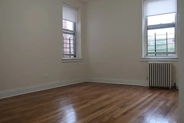 2070 20 Ln #3G, Brooklyn, NY 11214 apartment_living_room 1