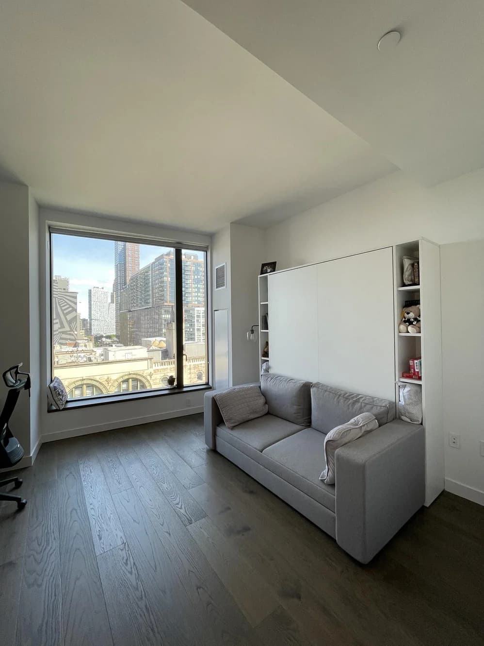 11 Hoyt Street #11-H, Brooklyn, NY 11201 apartment_living_room 1