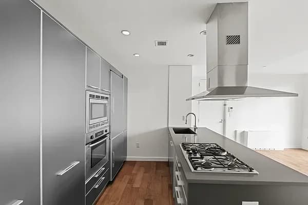 70 Berry Street #6-B, Brooklyn, NY 11249