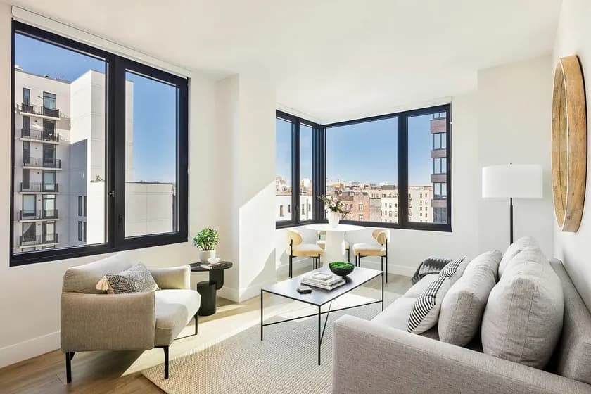 54 Crown Street #0737, Brooklyn, NY 11225 apartment_living_room 1