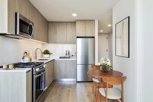 54 Crown St #1412, Brooklyn, NY 11225