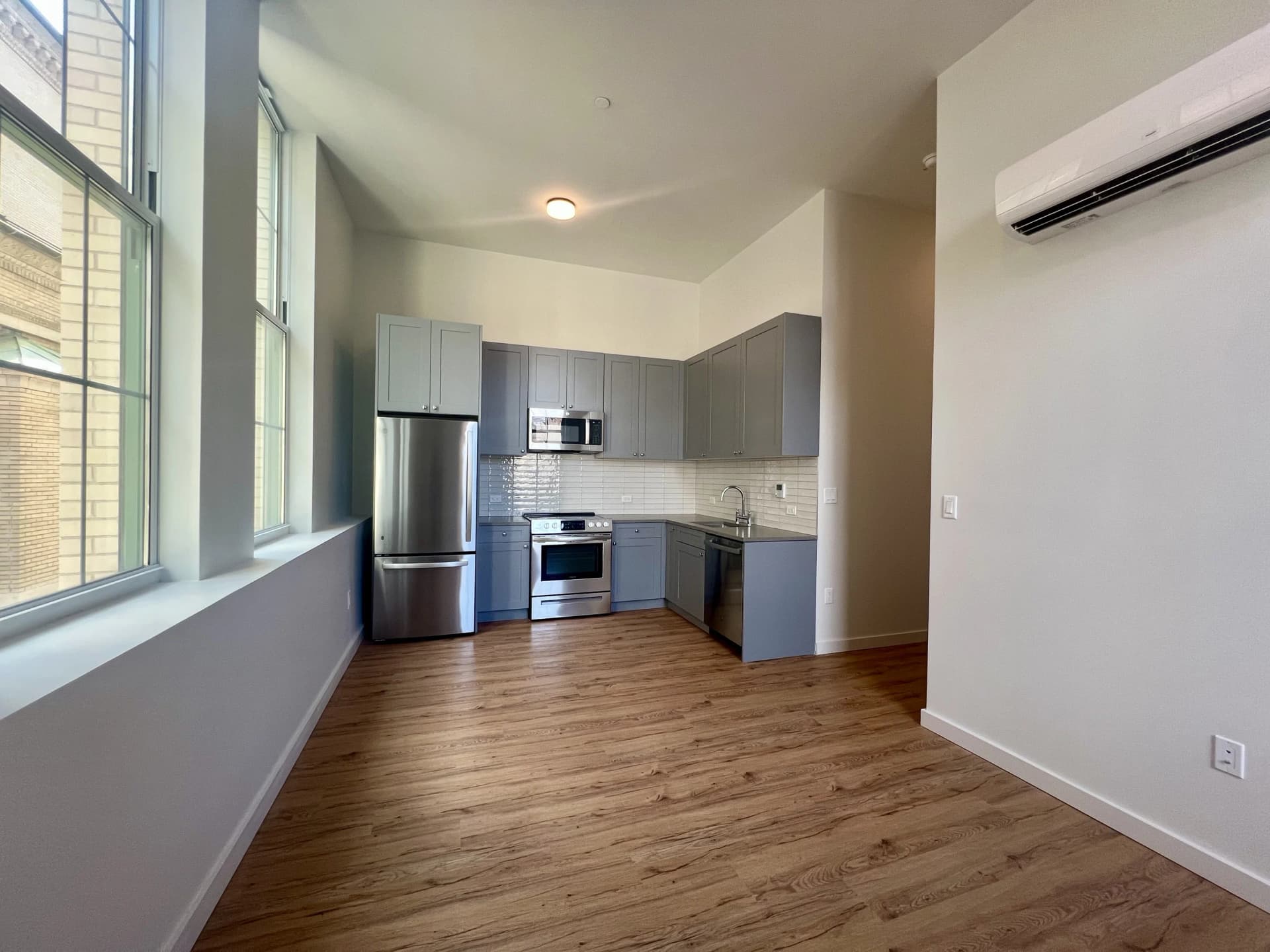 The Gregory 991 St Johns Pl #1F, Brooklyn, NY 11213 apartment_kitchen 1