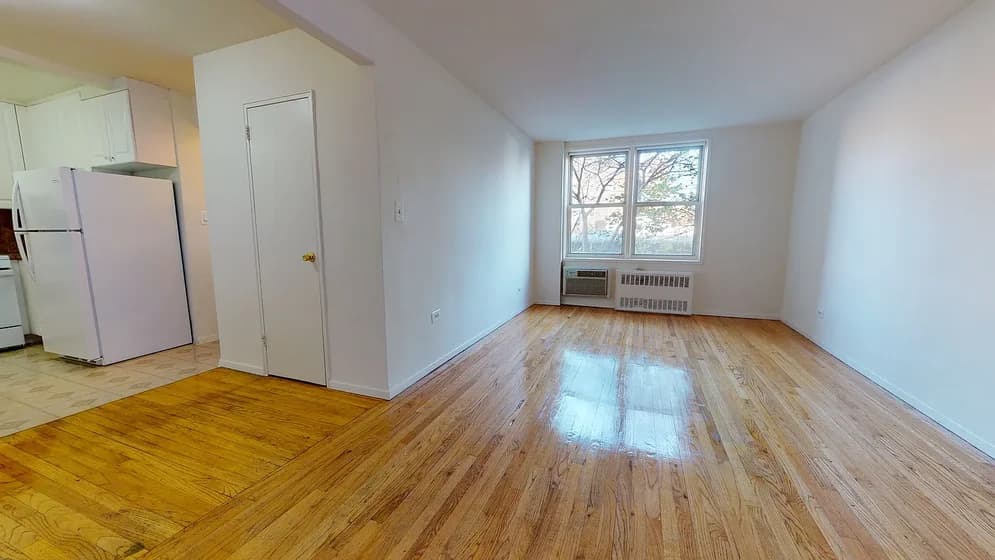 1445 Shore Parkway #3D, Brooklyn, NY 11214 apartment_living_room 1