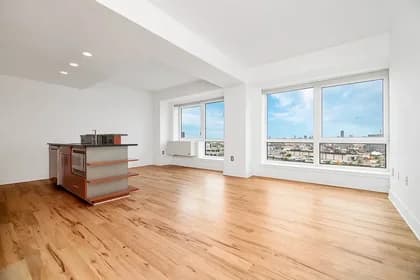 440 Kent Avenue #21F, Brooklyn, NY 11249