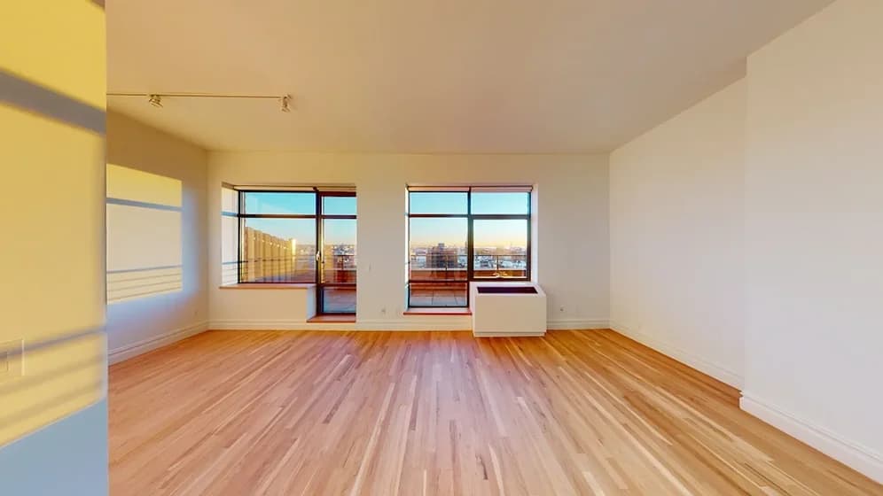 125 Court St #7SI, Brooklyn, NY 11201 apartment_living_room 1