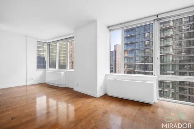 80 Dekalb Avenue #18H, Brooklyn, NY 11201