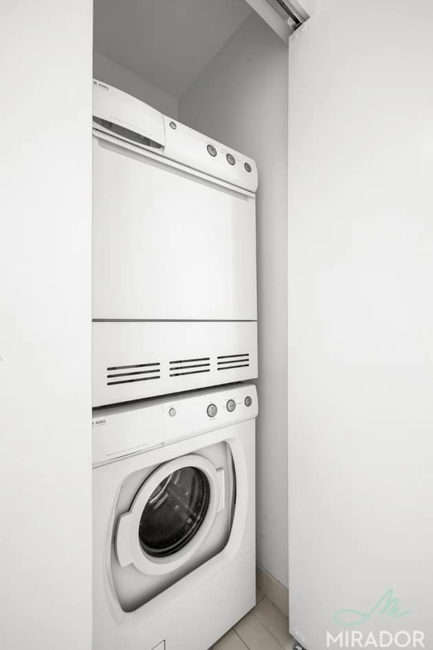 80 Dekalb Avenue #34N, Brooklyn, NY 11201 apartment_washer_dryer 1
