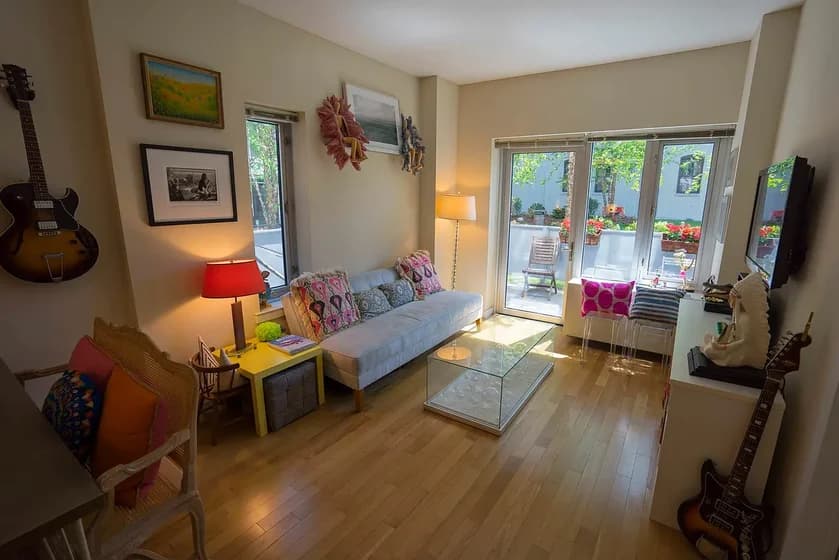 34 Berry Street #1G, Brooklyn, NY 11249 apartment_living_room 1