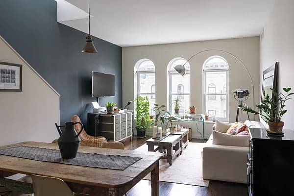 318 Knickerbocker Avenue #4-C, Brooklyn, NY 11237 apartment_living_room 1