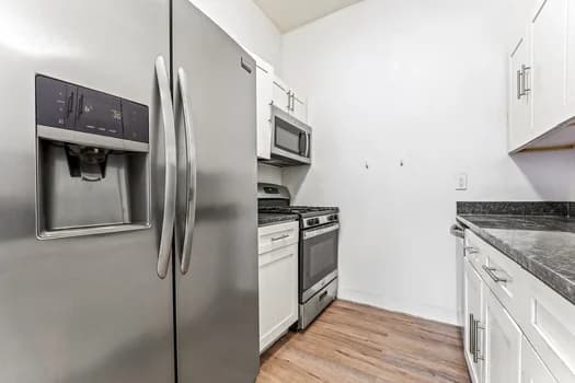 669 East 21 Street #1F, Brooklyn, NY 11226